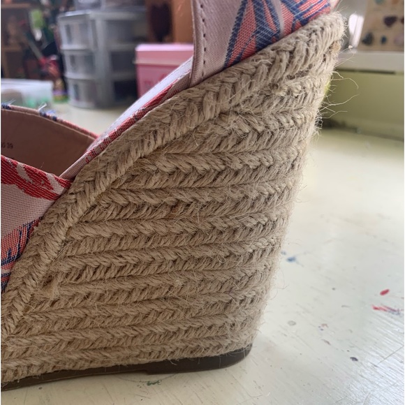 Shoedazzle | floral print wedge - Picture 10 of 13